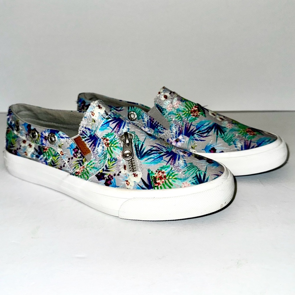 Blowfish Malibu “Mariachi” Tropical Floral Canvas Slip-Ons, Sz 8.5 (see meas)